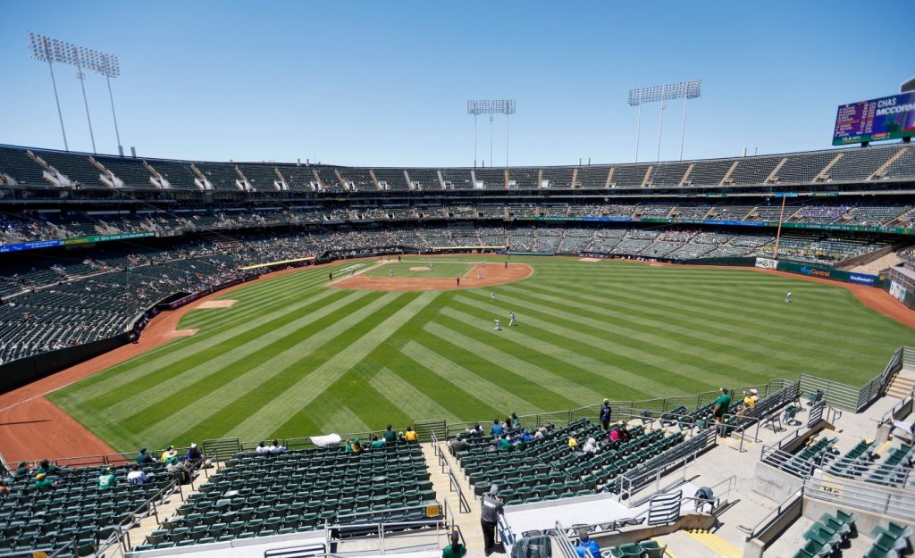 Facing drastic cuts, Oakland approves budget that bets on Coliseum sale