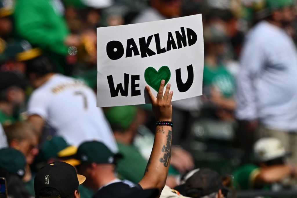 A’s close out 57-year tenure at Oakland Coliseum with win