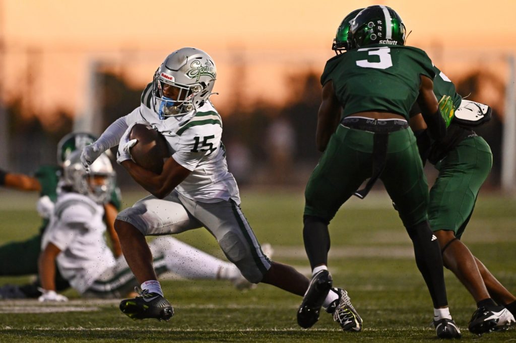 De La Salle remains undefeated despite scare from El Cerrito