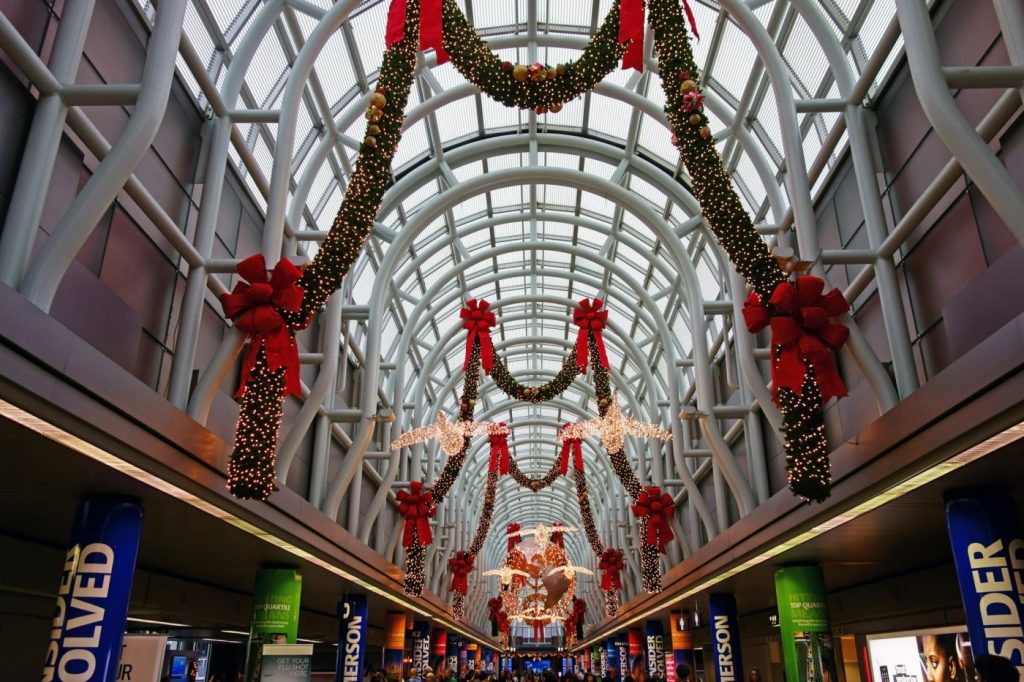 Holiday travel outlook: when to book Thanksgiving and Christmas flights