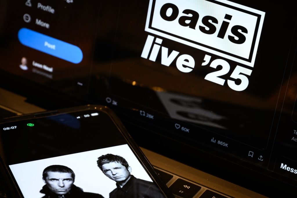 Is Oasis playing the San Francisco Bay Area on its 2025 concert tour?