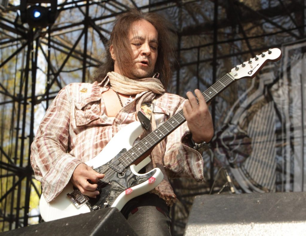 Jake E. Lee, former Ozzy Osbourne guitarist, shot multiple times in Las Vegas