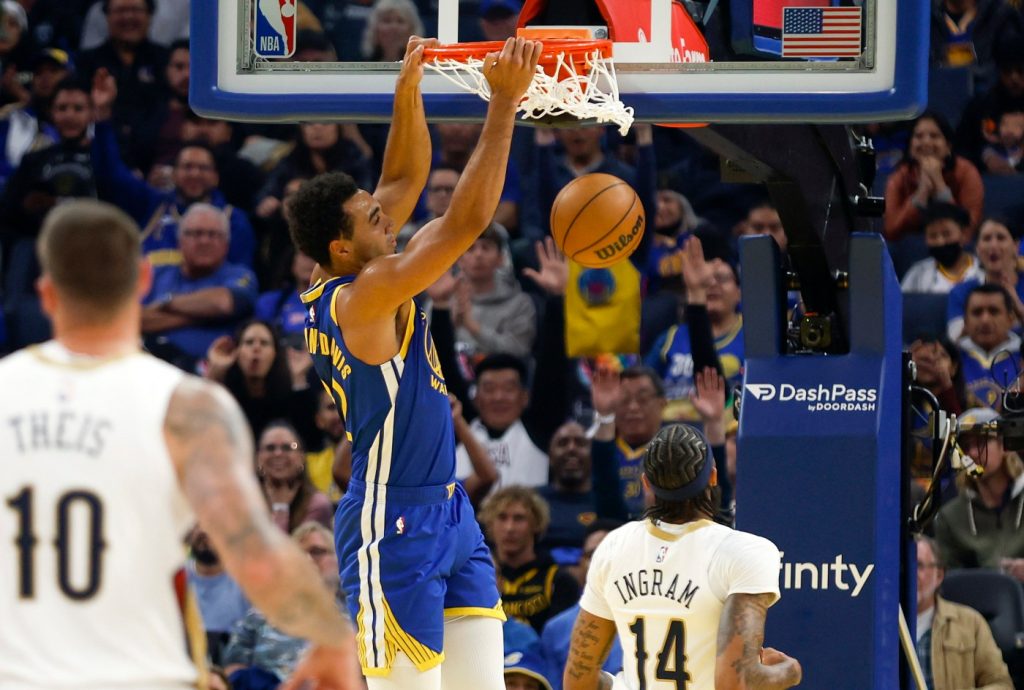 Warriors sweep Pelicans in rare back-to-back before leaving for road trip