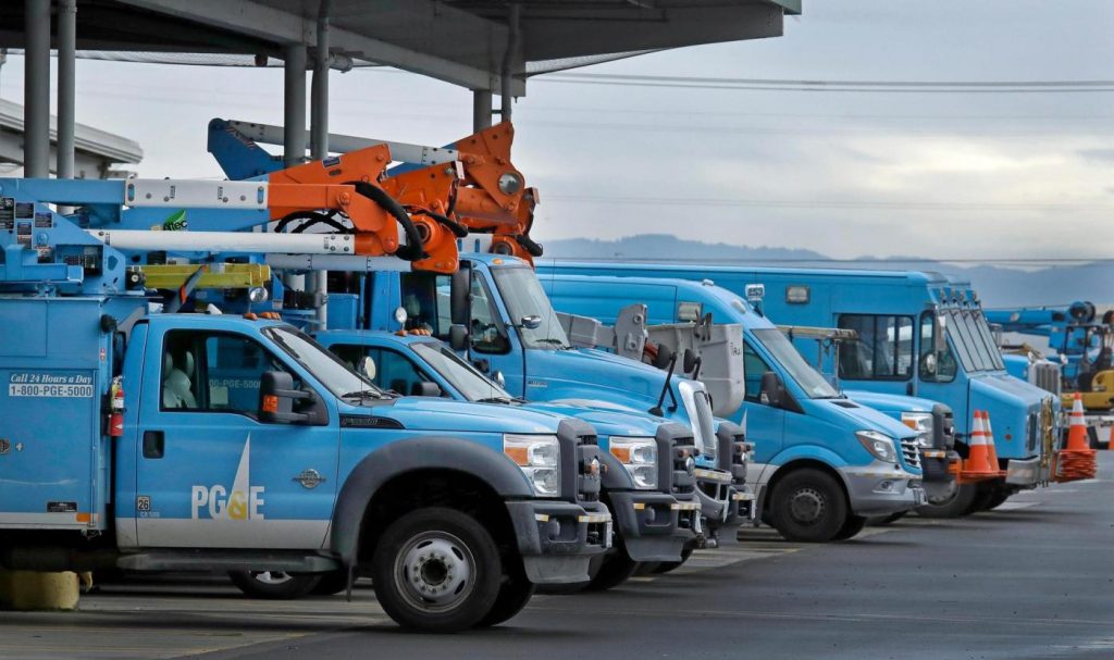 Alameda County: Thousands of PG&E customers without power after morning outage