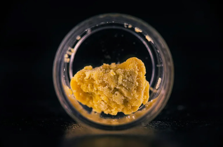 A Guide to Cannabis Wax and “Dabbing”