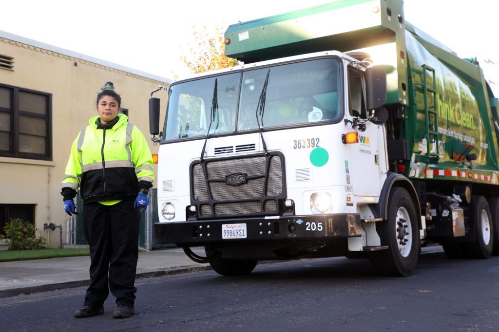 How to book a big item trash pickup in Oakland