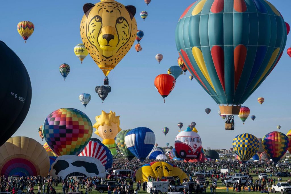 International fiesta fills New Mexico’s sky with colorful hot air balloons