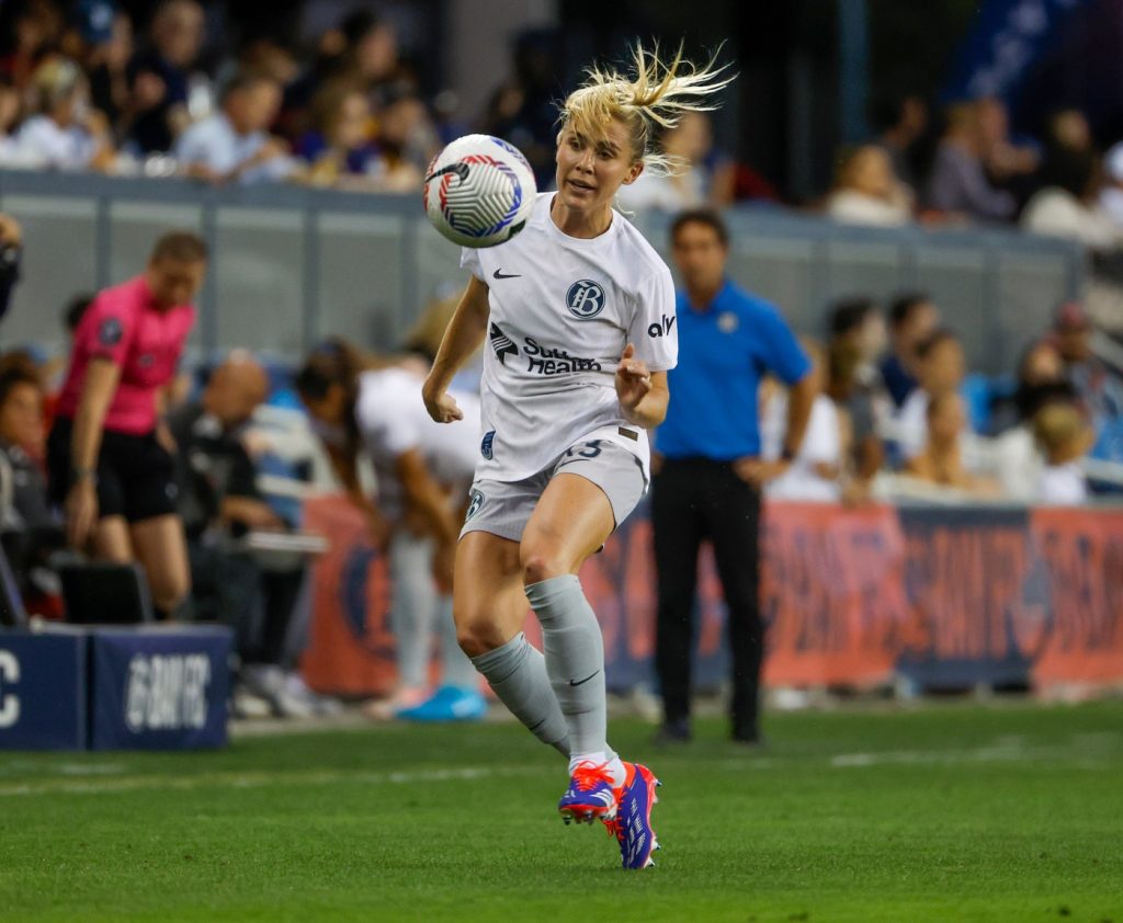 Abby Dahlkemper scores late as Bay FC picks up three crucial points with win over North Carolina