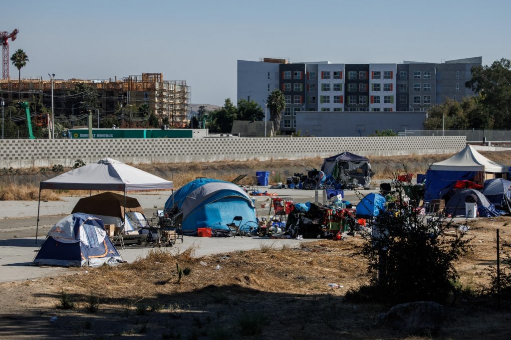 Walters: How much to end homelessness in California? Try $100 billion