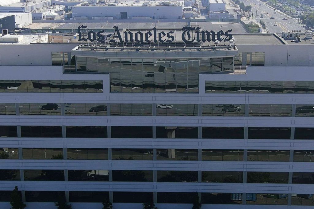 Los Angeles Times editor resigns after newspaper owner blocked plans to endorse Kamala Harris