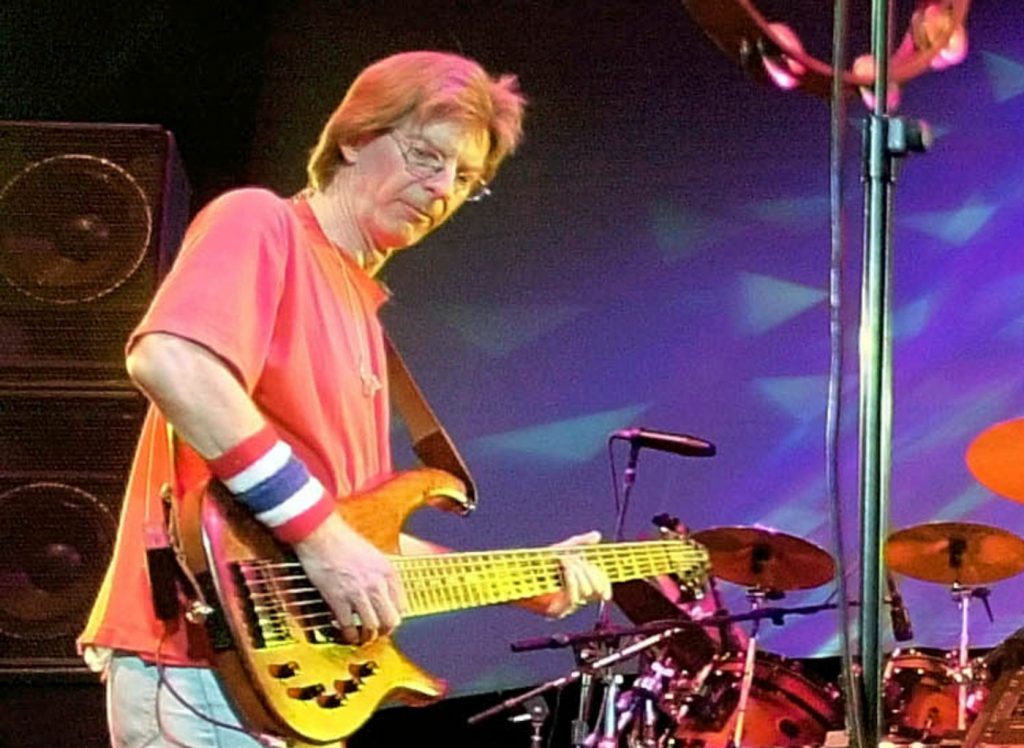 Phil Lesh, founding member of the Grateful Dead, dead at 84