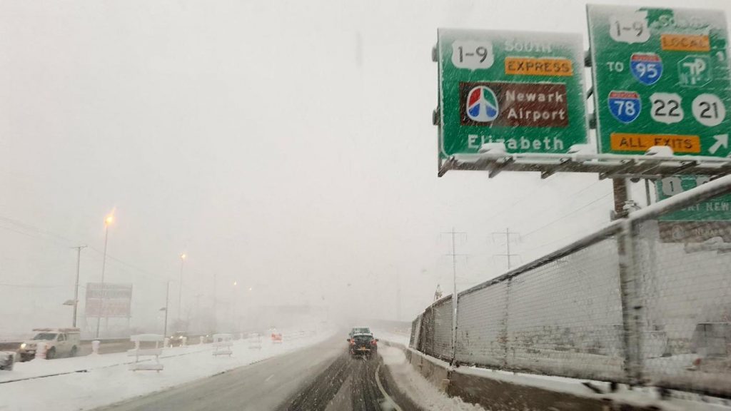 US airports with worst weather delays during holiday season