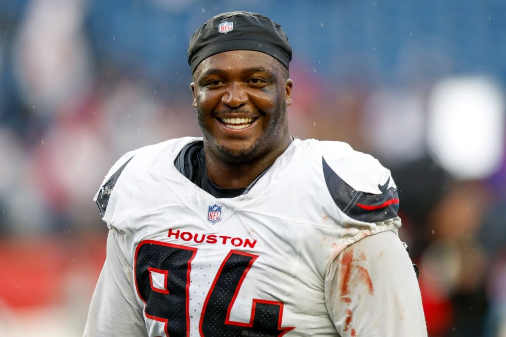 49ers import Texans defensive tackle Khalil Davis at NFL trade deadline