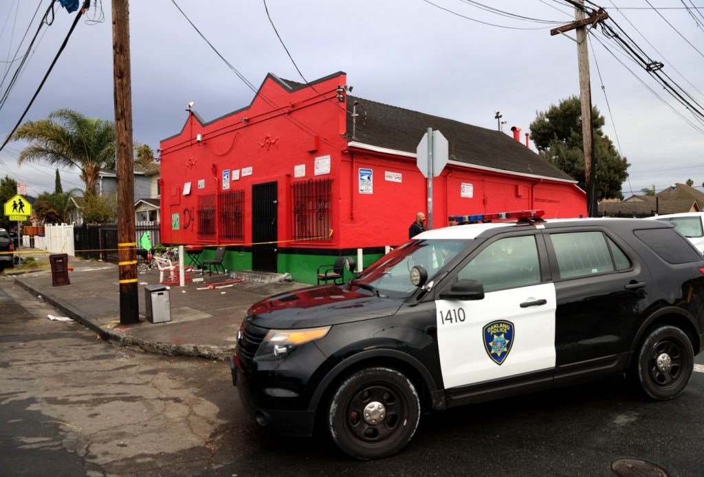 Oakland’s first homicide after 8-week gap was over bag of empty beer cans, police say