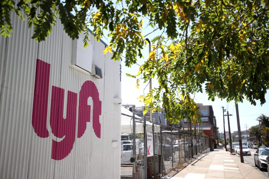 Lyft fined for duping would-be drivers over potential pay