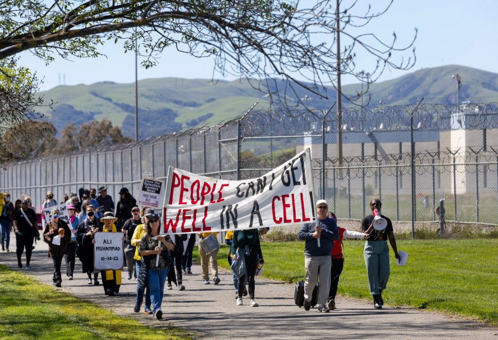 11 sheriff’s deputies and medical professionals charged in Alameda County jail death