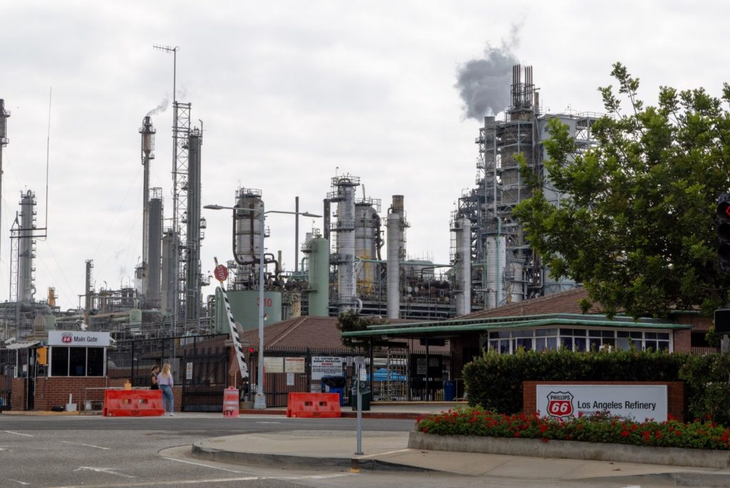 Phillips 66 indicted on charges it dumped tainted water from California refinery into sewer system